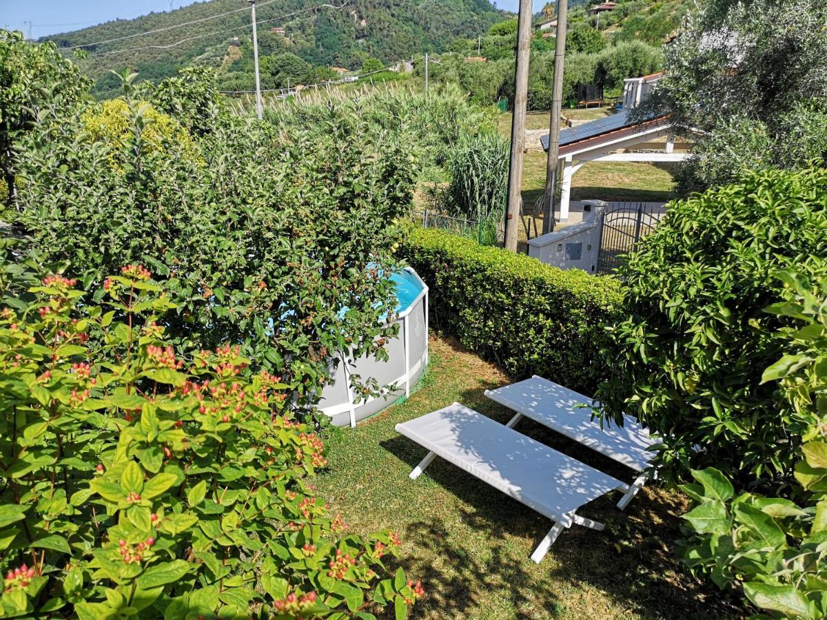 Parte Di Casa Con Giardino E Piscina Villa Pietrasanta Bagian luar foto