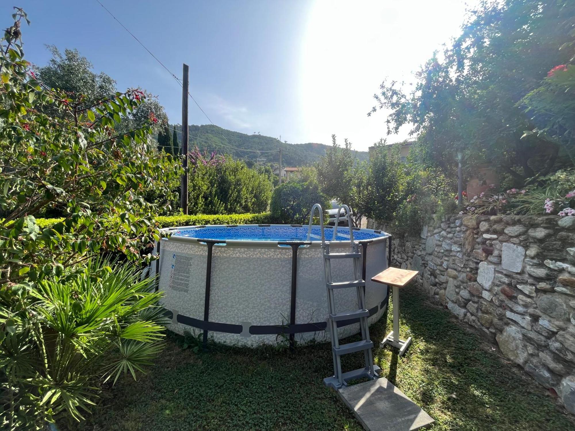 Parte Di Casa Con Giardino E Piscina Villa Pietrasanta Bagian luar foto